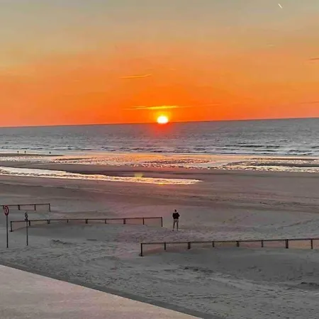In Belgium 50m From The Sea Apartamento